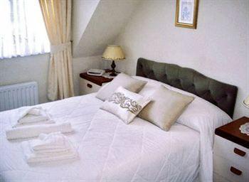 Hotel The Beech Tree à Highcliffe Extérieur photo